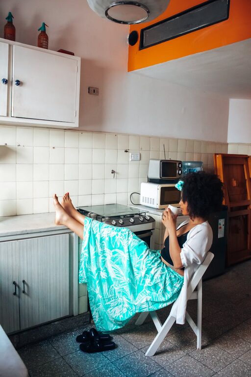 Cum să planifici o zi de odihnă perfectă acasă